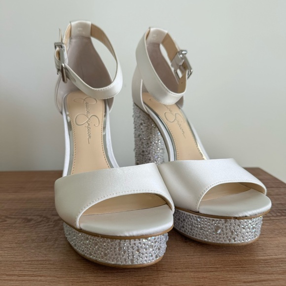 Jessica Simpson - Women's White Everyn Platform Sandal Heeled size 8.5 - Picture 2 of 15